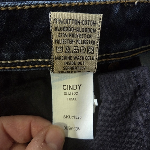 DL1961 Women's Cindy Stretch Boootcut Jeans Size 28 - Picture 7 of 8